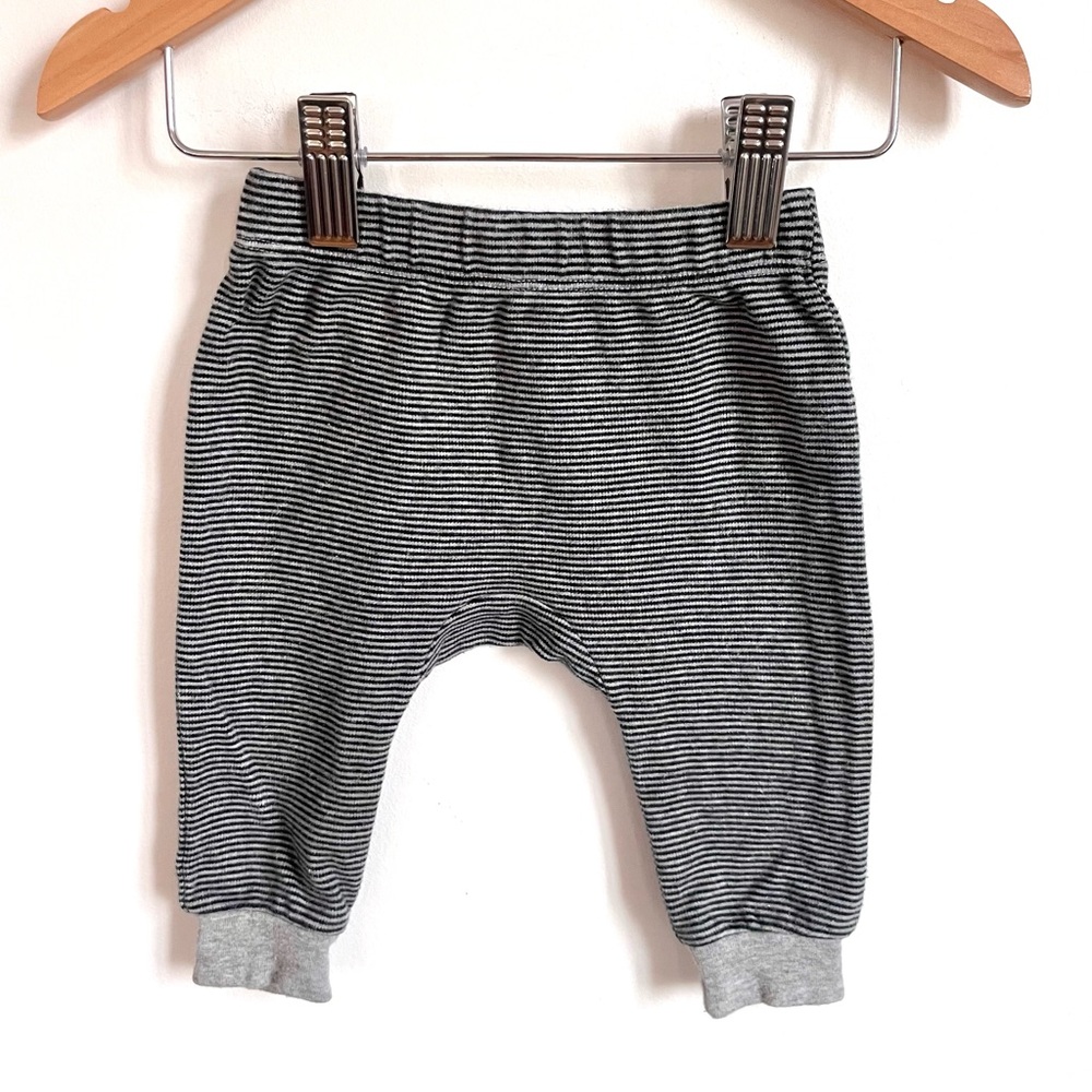 $3 💥🇨🇦 Harem Joggers / Leggings, Unisex, Black & Gray Stripes, Soft Cotton